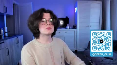Derek online show from May 2026 01:44:01 AM