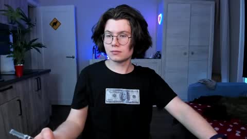 Derek online show from May 2026 06:04:02 PM