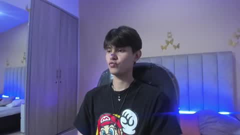 derek_sinn online show from March 2026 08:25:01 PM