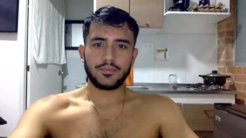 Snapshot of derek_smiith chatting on December 2024 04:45:02 AM Derek smiith online show from December 2024 04:45:02 AM