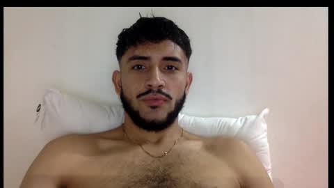 Snapshot of derek_smiith chatting on January 2025 01:56:02 AM Derek smiith online show from January 2025 01:56:02 AM