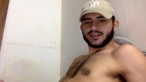 Snapshot of derek_smiith chatting on October 2025 10:46:02 AM Derek smiith online show from October 2025 10:46:02 AM