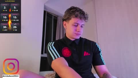 Derek  IG Derekolsen2024 online show from September 2025 02:44:01 AM