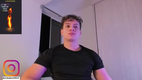 Derek  IG Derekolsen2024 online show from October 2025 01:09:02 AM