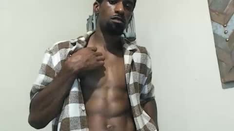 Snapshot of derekthetruth2 chatting on June 2026 02:33:02 AM derekthetruth2 online show from June 2026 02:33:02 AM