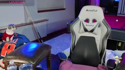 Derrick 52 and Brittany 50 online show from December 2025 01:51:02 PM