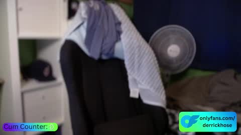 Derrick Hose online show from October 2025 04:48:02 PM