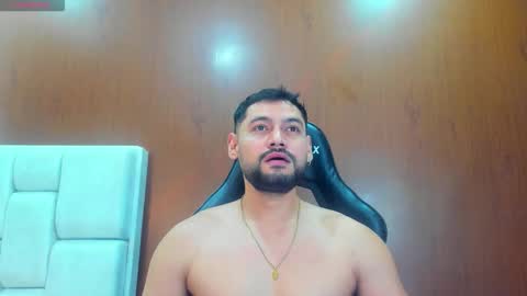 DerryBigger CM online show from February 2026 08:16:02 PM