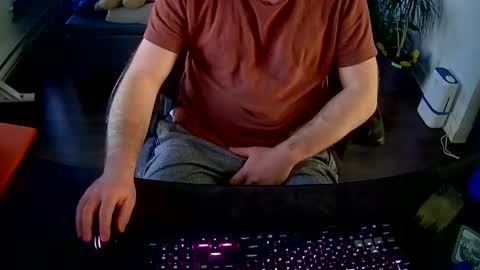 desdisdes online show from March 2026 09:32:02 PM