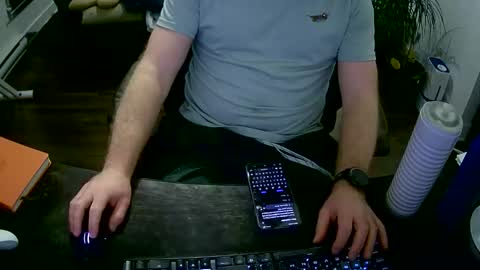 desdisdes online show from April 2026 11:54:02 PM