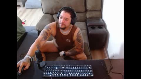 desertadventurer25 online show from October 2025 06:40:02 PM