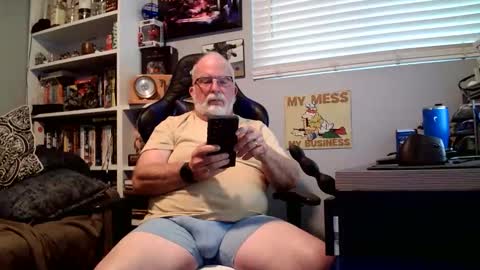 Snapshot of desertknight56 chatting on May 2026 09:33:02 PM D K online show from May 2026 09:33:02 PM
