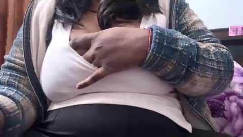 simran online show from December 2025 04:18:02 AM