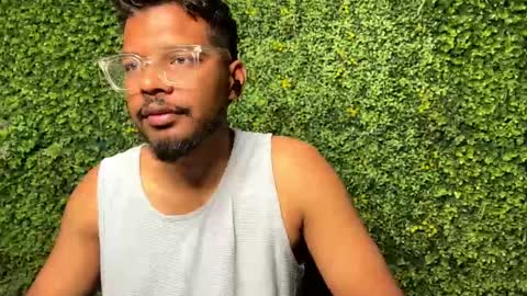 Snapshot of desi_silver chatting on February 2025 06:54:01 AM Desi silver online show from February 2025 06:54:01 AM