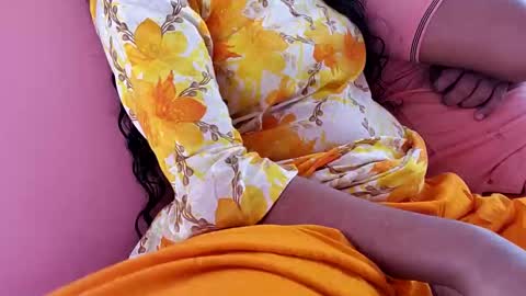 Snapshot of desicoupleshow chatting on December 2024 04:53:02 AM Eva and Adam online show from December 2024 04:53:02 AM