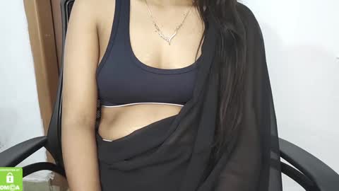 Snapshot of desicoupleshow chatting on February 2025 04:18:02 PM Eva and Adam online show from February 2025 04:18:02 PM