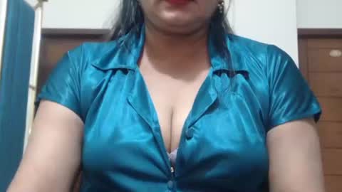 Snapshot of desimaisa130 chatting on May 2026 04:03:01 PM Maisa online show from May 2026 04:03:01 PM