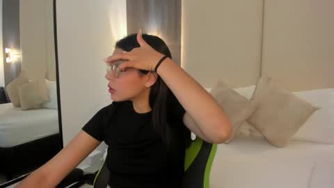 desire online show from January 2026 12:11:01 PM