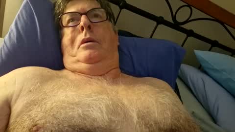 Snapshot of desmon1958 chatting on February 2026 06:37:02 PM Desmon1958 online show from February 2026 06:37:02 PM