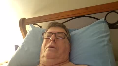 Snapshot of desmon1958 chatting on February 2026 06:14:01 PM Desmon1958 online show from February 2026 06:14:01 PM