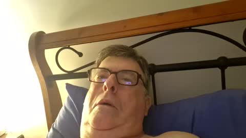 Snapshot of desmon1958 chatting on February 2026 07:10:01 PM Desmon1958 online show from February 2026 07:10:01 PM