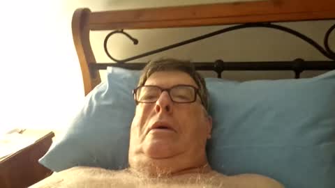 Desmon1958 online show from March 2026 06:58:01 PM