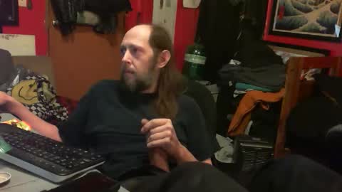 Snapshot of desolation2012 chatting on January 2025 06:03:02 AM desolation2012 online show from January 2025 06:03:02 AM