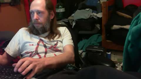 Snapshot of desolation2012 chatting on February 2025 06:39:01 AM desolation2012 online show from February 2025 06:39:01 AM