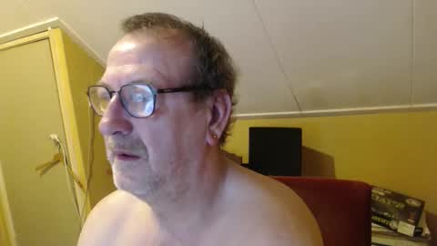 destelp online show from December 2025 11:25:02 PM