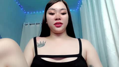 Snapshot of destinyroxie chatting on December 2024 03:55:02 PM ROXIE  online show from December 2024 03:55:02 PM