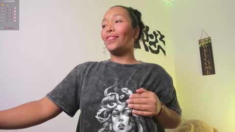 desty_y online show from September 2025 04:56:02 AM