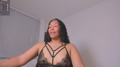 Snapshot of desty_y chatting on June 2026 12:08:01 AM desty_y online show from June 2026 12:08:01 AM