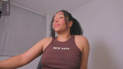 Snapshot of desty_y chatting on July 2026 03:36:02 PM desty_y online show from July 2026 03:36:02 PM
