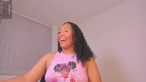 Snapshot of desty_y chatting on July 2026 10:11:02 AM desty_y online show from July 2026 10:11:02 AM