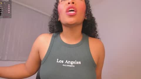 Snapshot of desty_y chatting on July 2026 02:04:02 PM desty_y online show from July 2026 02:04:02 PM
