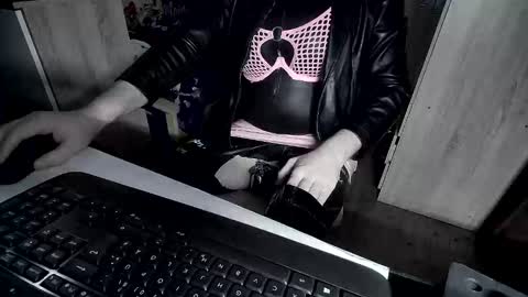 Snapshot of devbi1984 chatting on February 2025 07:51:02 AM devbi1984 online show from February 2025 07:51:02 AM