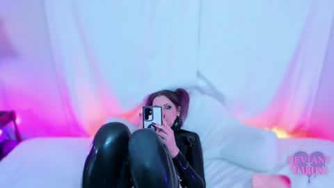 Lady Lydia aka DeviantxDarling online show from December 2024 02:10:01 AM