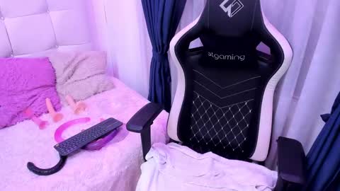 Snapshot of devil_megh chatting on February 2025 02:21:01 PM Meghan online show from February 2025 02:21:01 PM