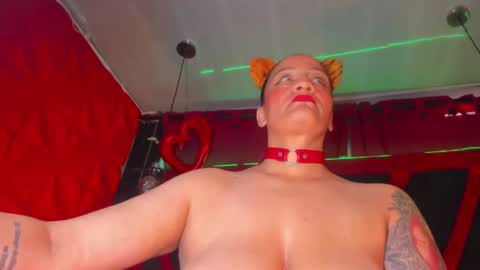 devil_taylorx online show from October 2025 02:37:01 PM