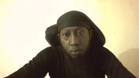 Snapshot of deviledyam chatting on October 2025 03:56:02 PM Myles Moore online show from October 2025 03:56:02 PM