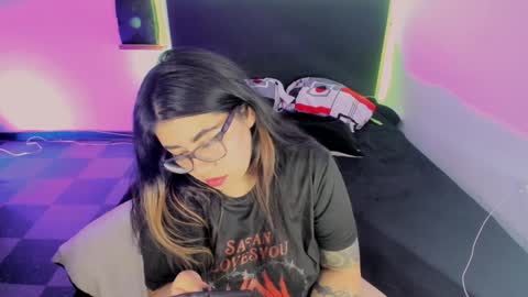  L I NA  online show from January 2025 02:15:01 AM