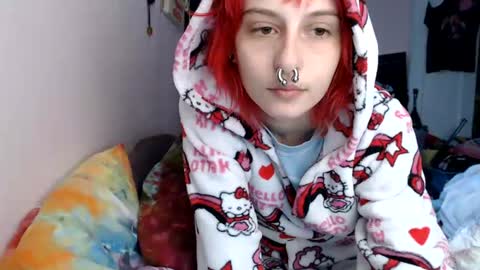 Snapshot of devilg1rl chatting on June 2026 08:32:02 PM poutyangel online show from June 2026 08:32:02 PM