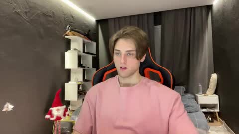 devilnut1 online show from November 2025 07:44:01 AM