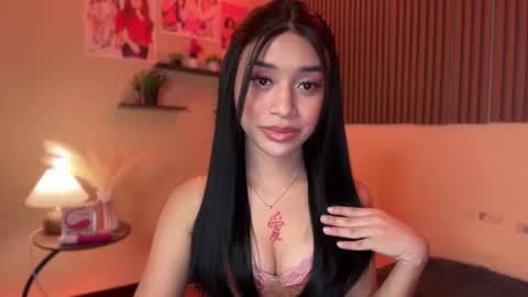 Devine Greyson online show from October 2025 12:27:02 PM