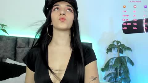 Snapshot of devlin_violet__ chatting on January 2025 05:56:01 AM PaulaInsta  paulacastellanos 1Pvt open online show from January 2025 05:56:01 AM