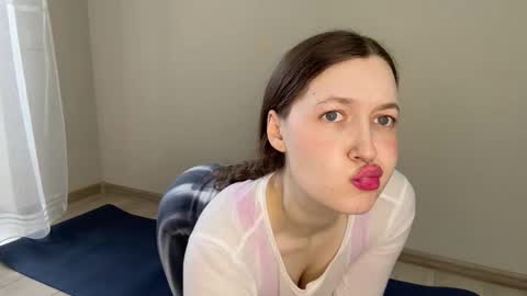 Angel online show from September 2025 10:05:01 AM