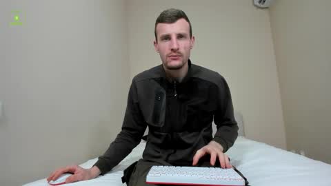 Snapshot of deymond_russo chatting on February 2026 08:10:02 AM deymond_russo online show from February 2026 08:10:02 AM