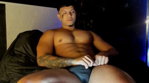 dhan_mackenzie online show from December 2024 03:59:02 AM