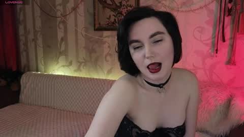 Snapshot of dia__diana chatting on May 2026 03:20:02 PM Diana Di Honey online show from May 2026 03:20:02 PM