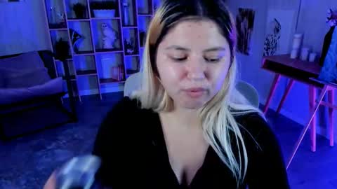 Dia online show from September 2025 04:51:02 PM